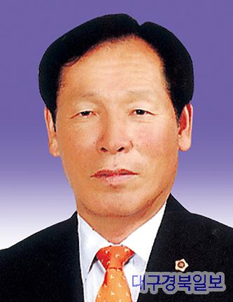 고우현 경북도의회 의장 20200703의장.jpg